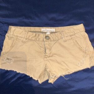 Aeropostale tan short shorts size 3/4